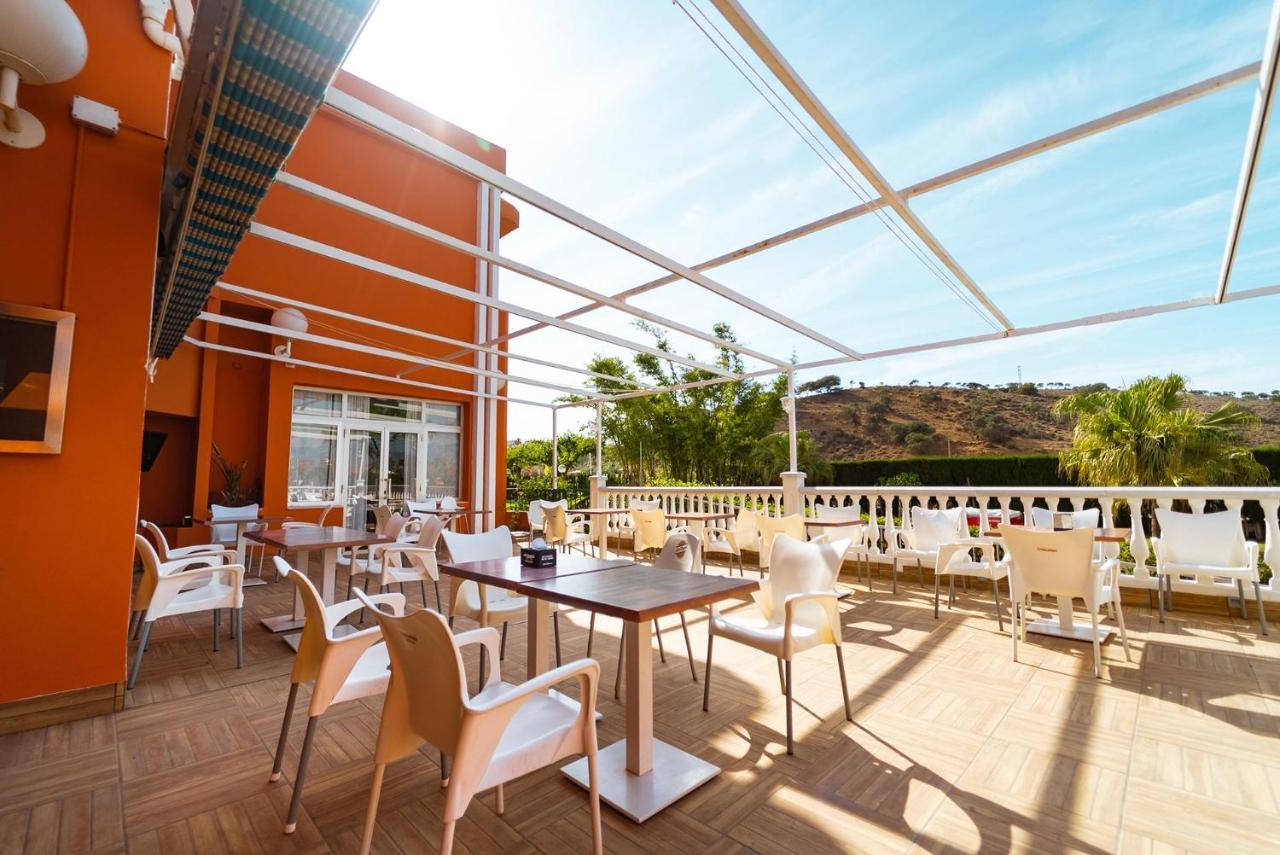 Hotel Kampaoh Costa Del Sol à Almayate Extérieur photo